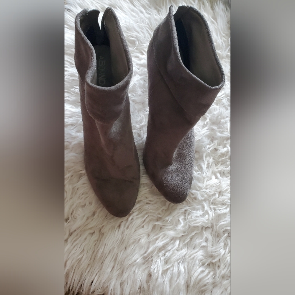size 12 medium heels 4 inch